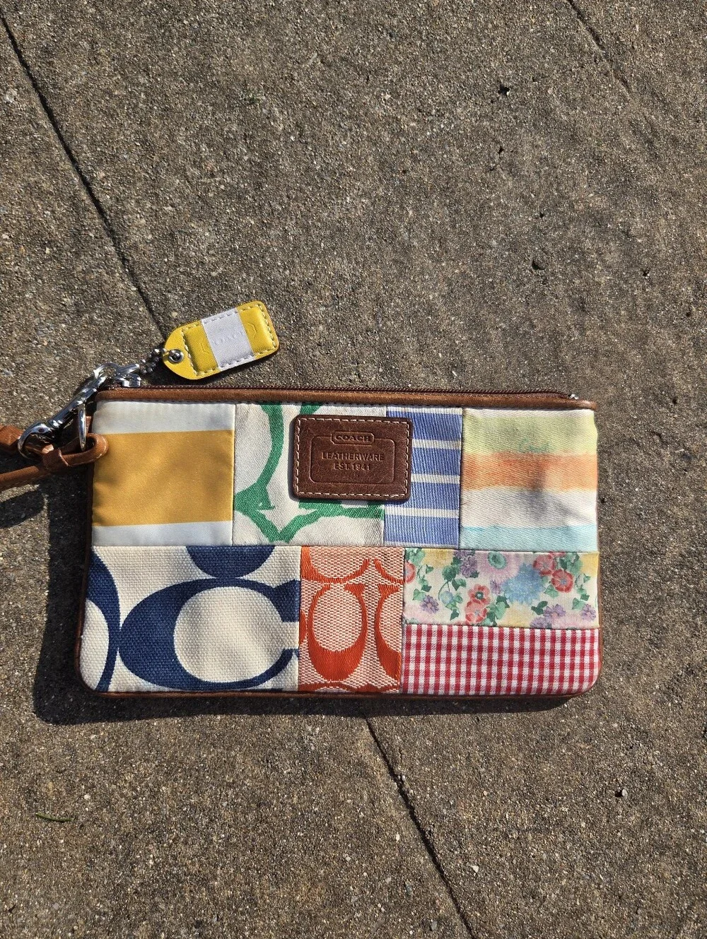 Vintage Coach 2006 Spring Patchwork Wristlet Multicolor Leather Y2K Very Good
